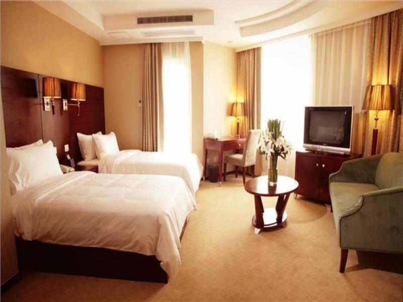 Ramada Shanghai Wujiaochang Exterior photo