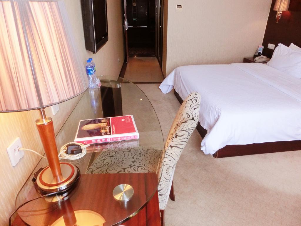 Ramada Shanghai Wujiaochang Room photo